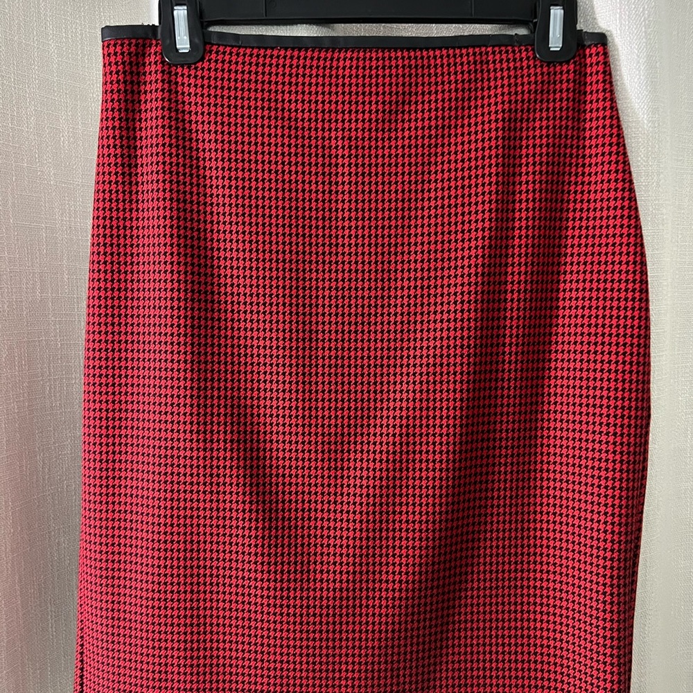 Red Express pencil skirt | Size Small